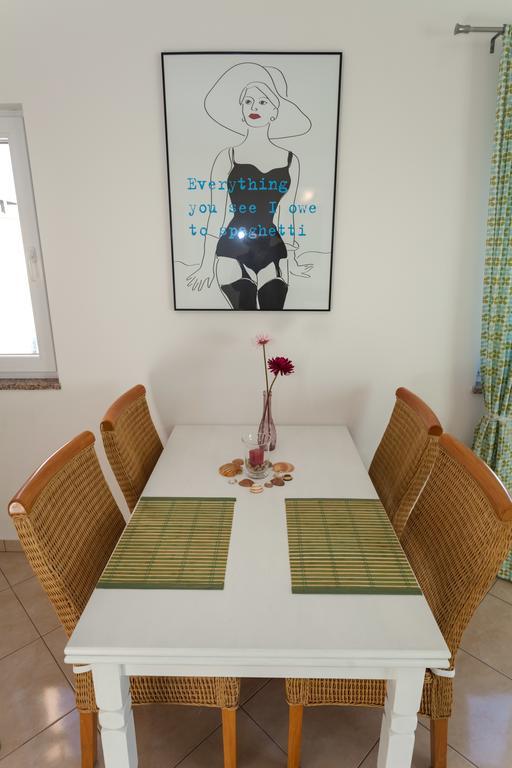 זאדאר Apartments Lara & Luka מראה חיצוני תמונה