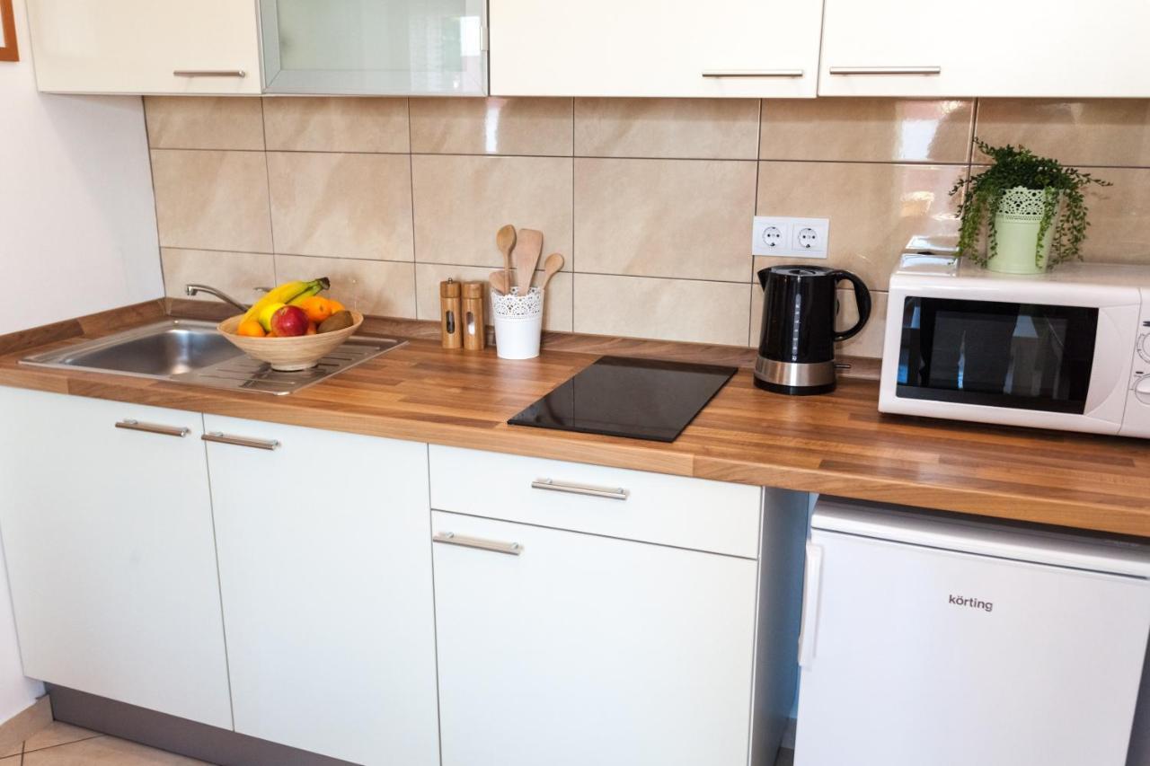 זאדאר Apartments Lara & Luka מראה חיצוני תמונה