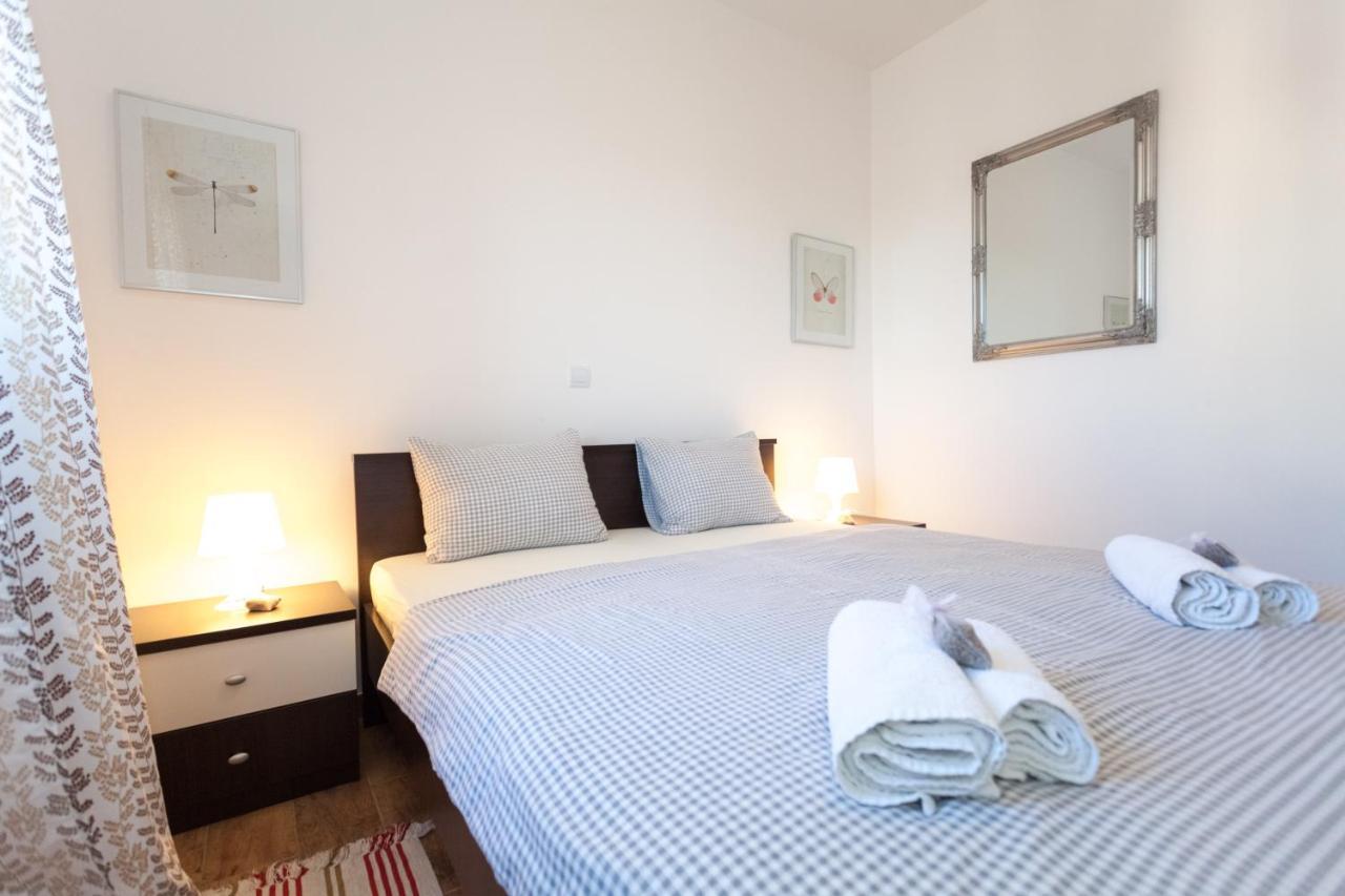 זאדאר Apartments Lara & Luka מראה חיצוני תמונה