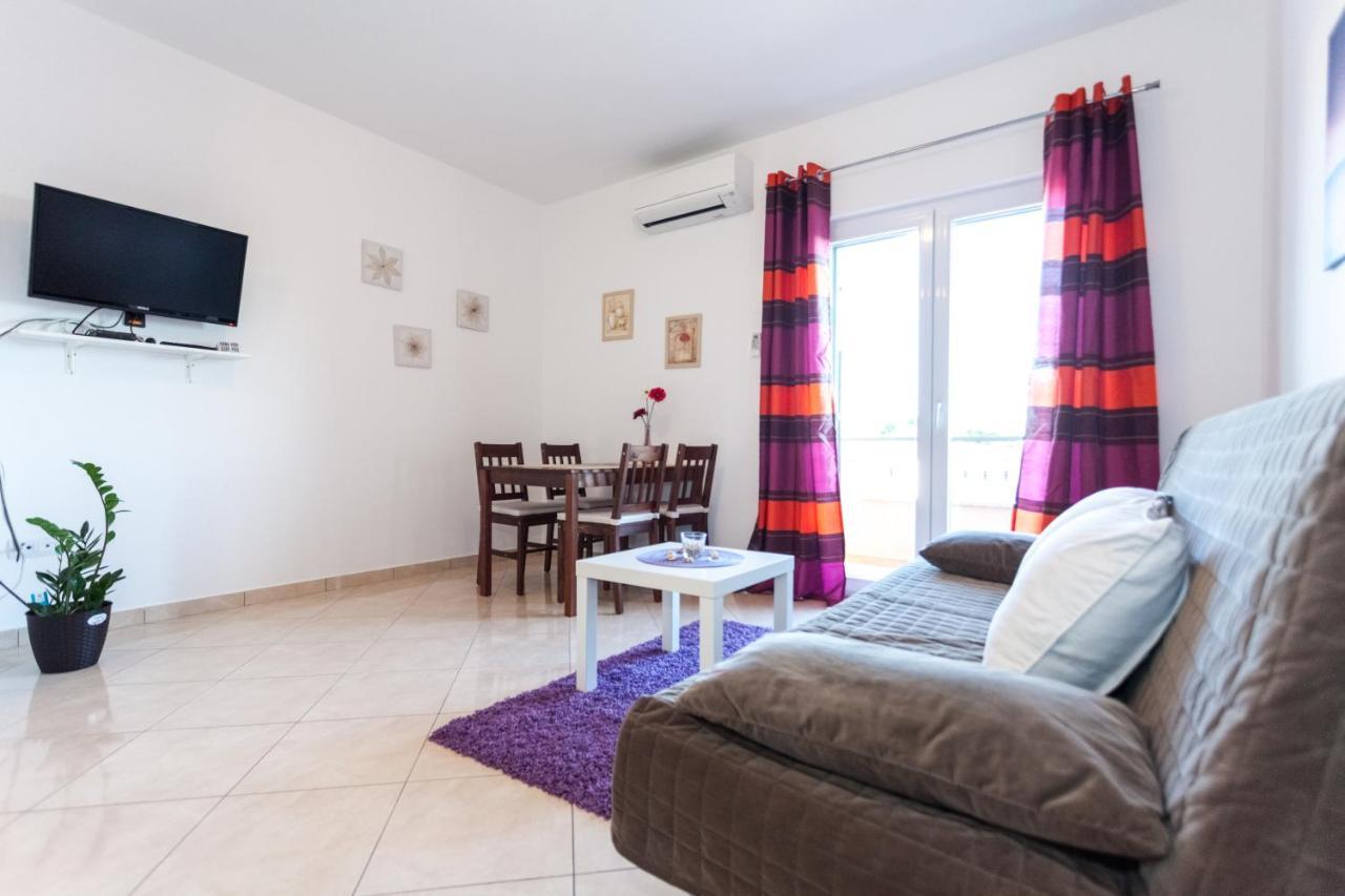 זאדאר Apartments Lara & Luka מראה חיצוני תמונה